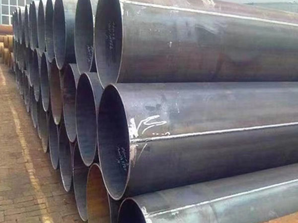 Difference between seamless pipe and seam pipe
