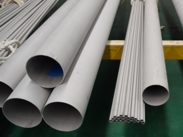 Seam pipe, seamless stainless steel pipe