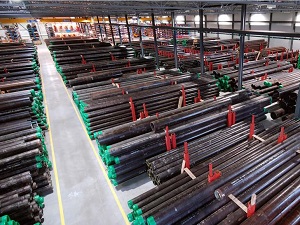 Hydraulic steel pipe