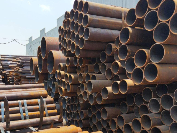 How to choose high quality carbon seamless steel pipe?