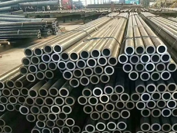 Several main elements affecting the performance of seamless steel pipes
