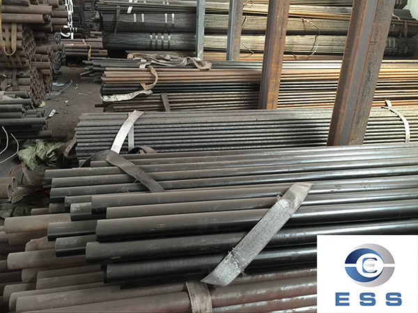 Application treatment method of mild steel tube