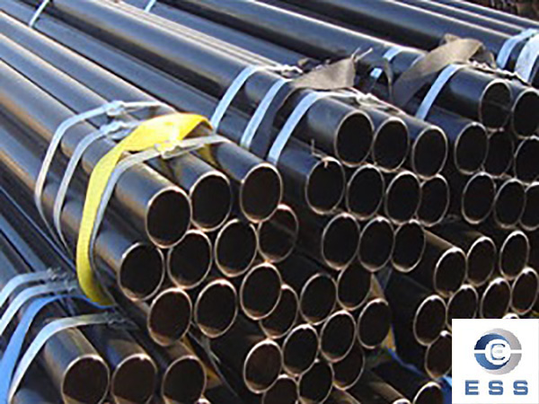 Seamless steel pipe for natural gas transportation
