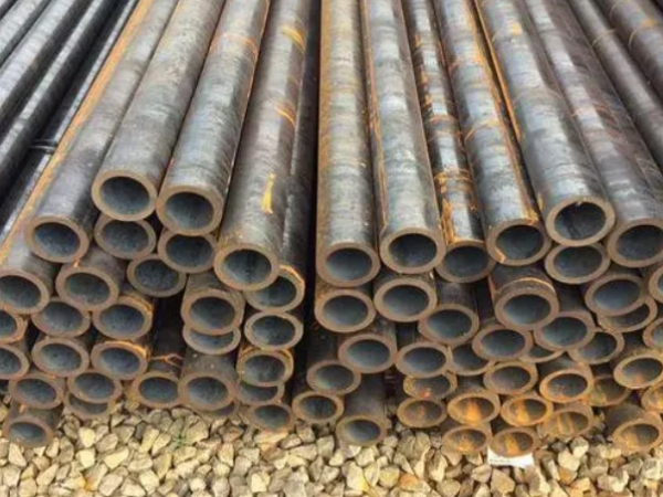 Pipeline cleaning method for seamless hydraulic tubes