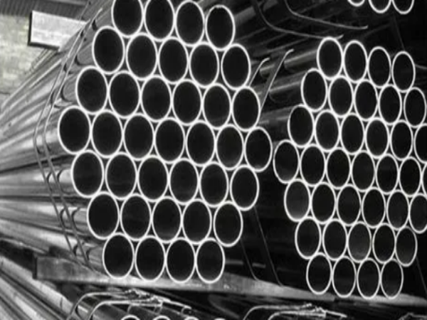 How long can mild steel pipes last?
