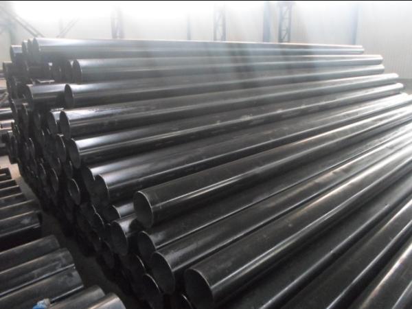 What Makes Seamless Black Steel Pipe the Best Choice for Oil and Gas Industries?