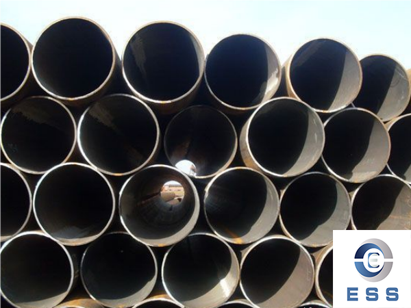 What are the characteristics of the welding process of ERW pipe?