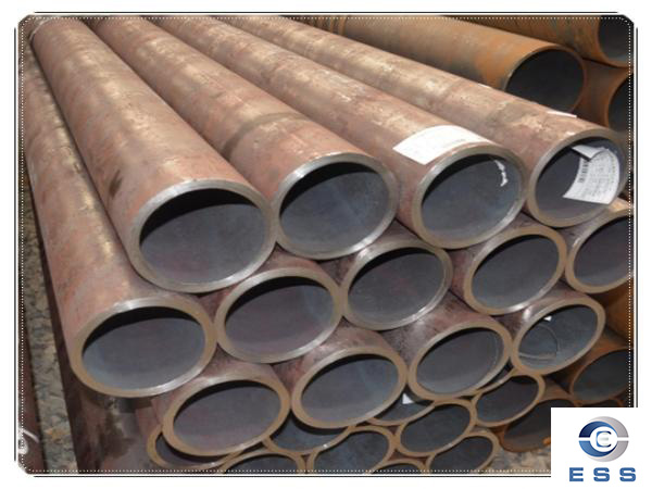 Service life of seamless steel pipe