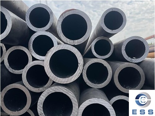 Pickled Seamless Pipe picture