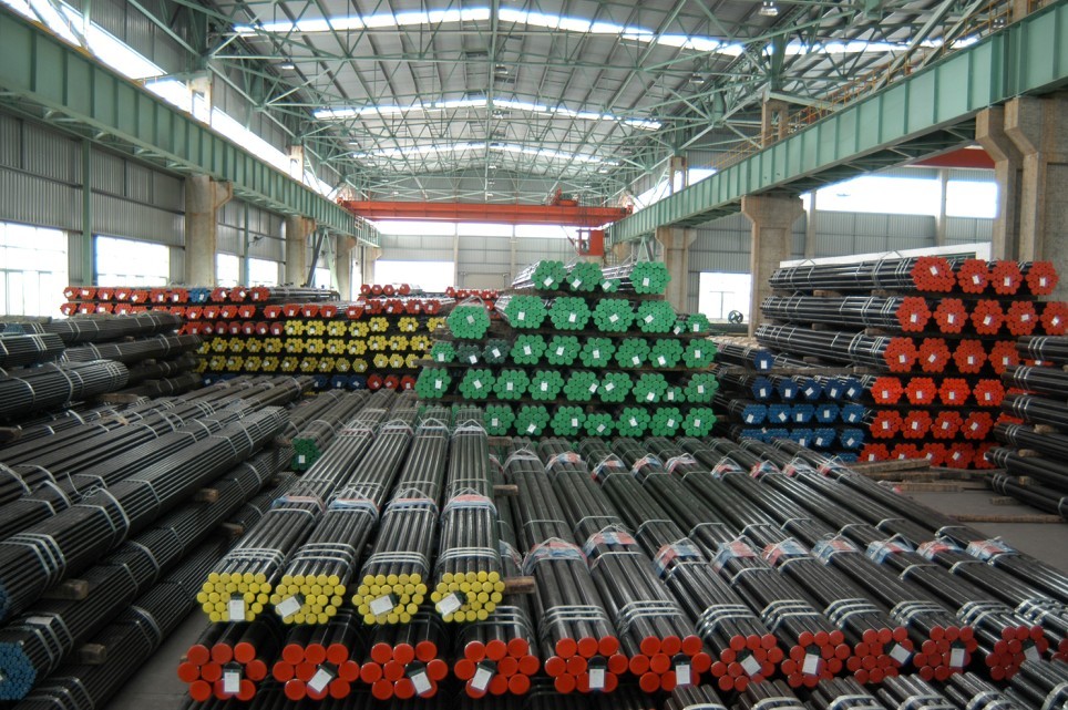 seamless casing pipe warehouse storage