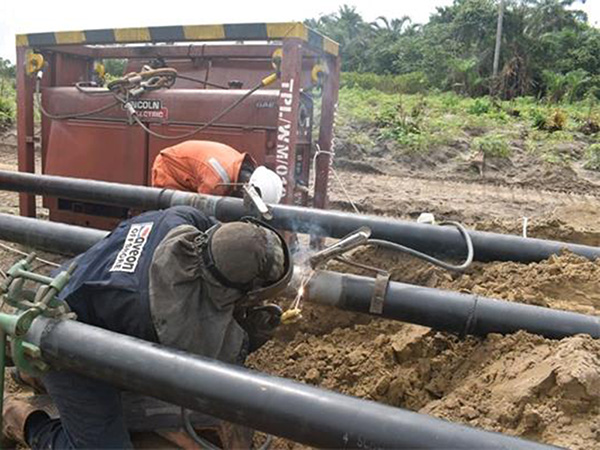 Installation of underground seamless steel pipe