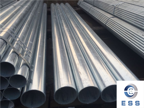 Galvanized seamless steel pipe