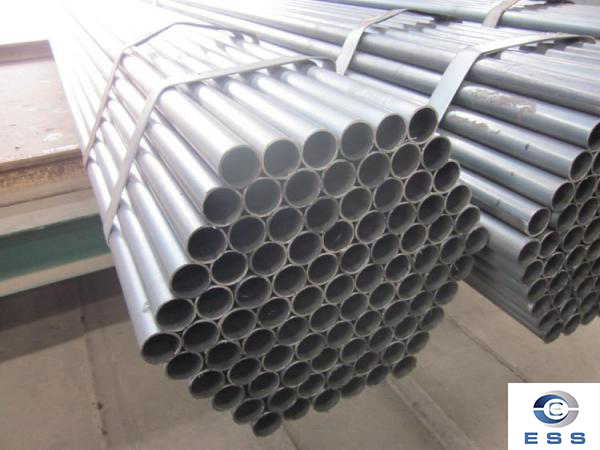 low carbon steel pipes